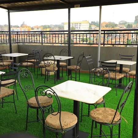 Galaxy Motel Kampala Zewnętrze zdjęcie