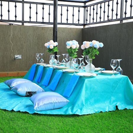 Galaxy Motel Kampala Zewnętrze zdjęcie