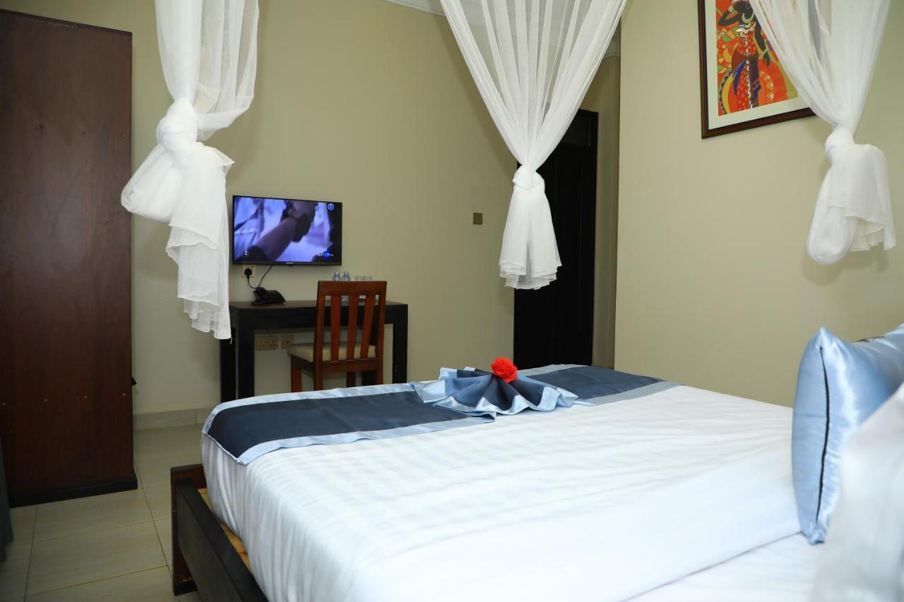 Galaxy Motel Kampala Zewnętrze zdjęcie