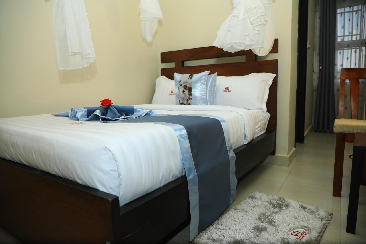 Galaxy Motel Kampala Zewnętrze zdjęcie